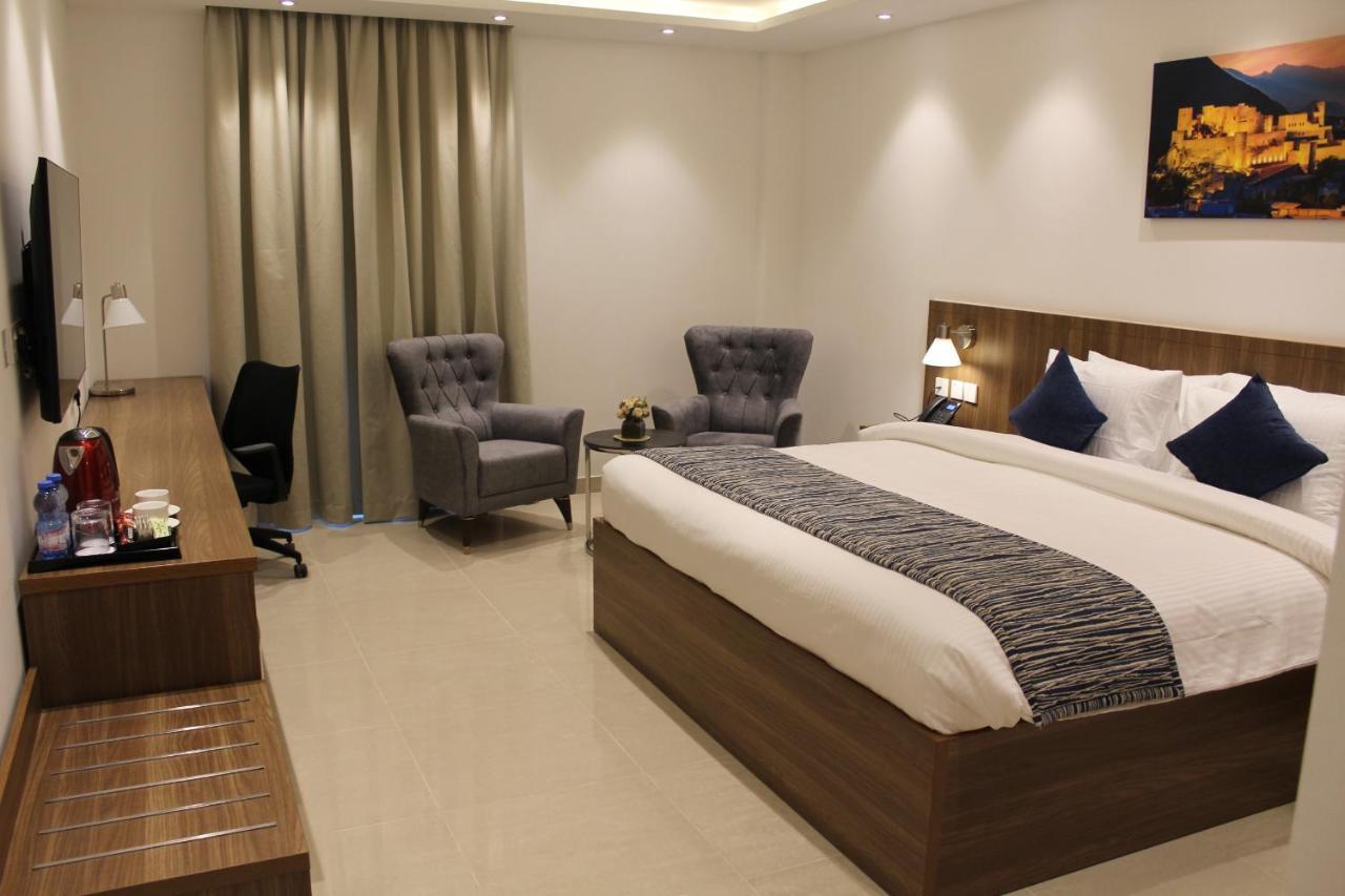 Duqm Express Hotel Ngoại thất bức ảnh