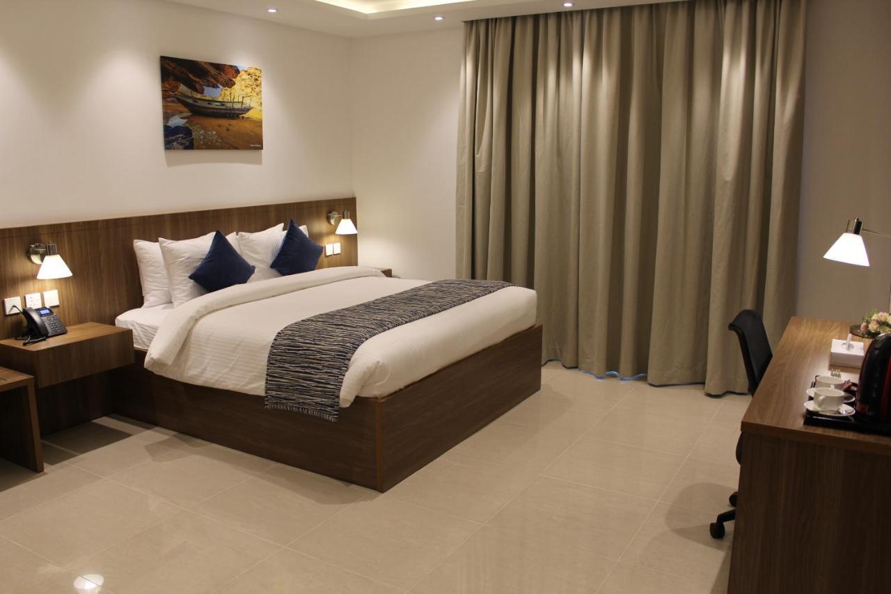 Duqm Express Hotel Ngoại thất bức ảnh