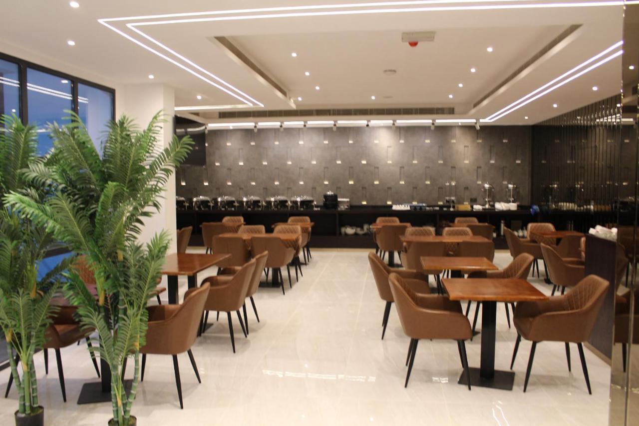 Duqm Express Hotel Ngoại thất bức ảnh